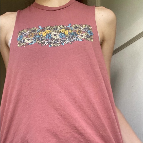 Vintage Roxy Tank - Picture 3 of 3